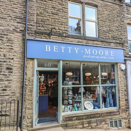 Main Street View Lägenhet Keighley Exteriör bild