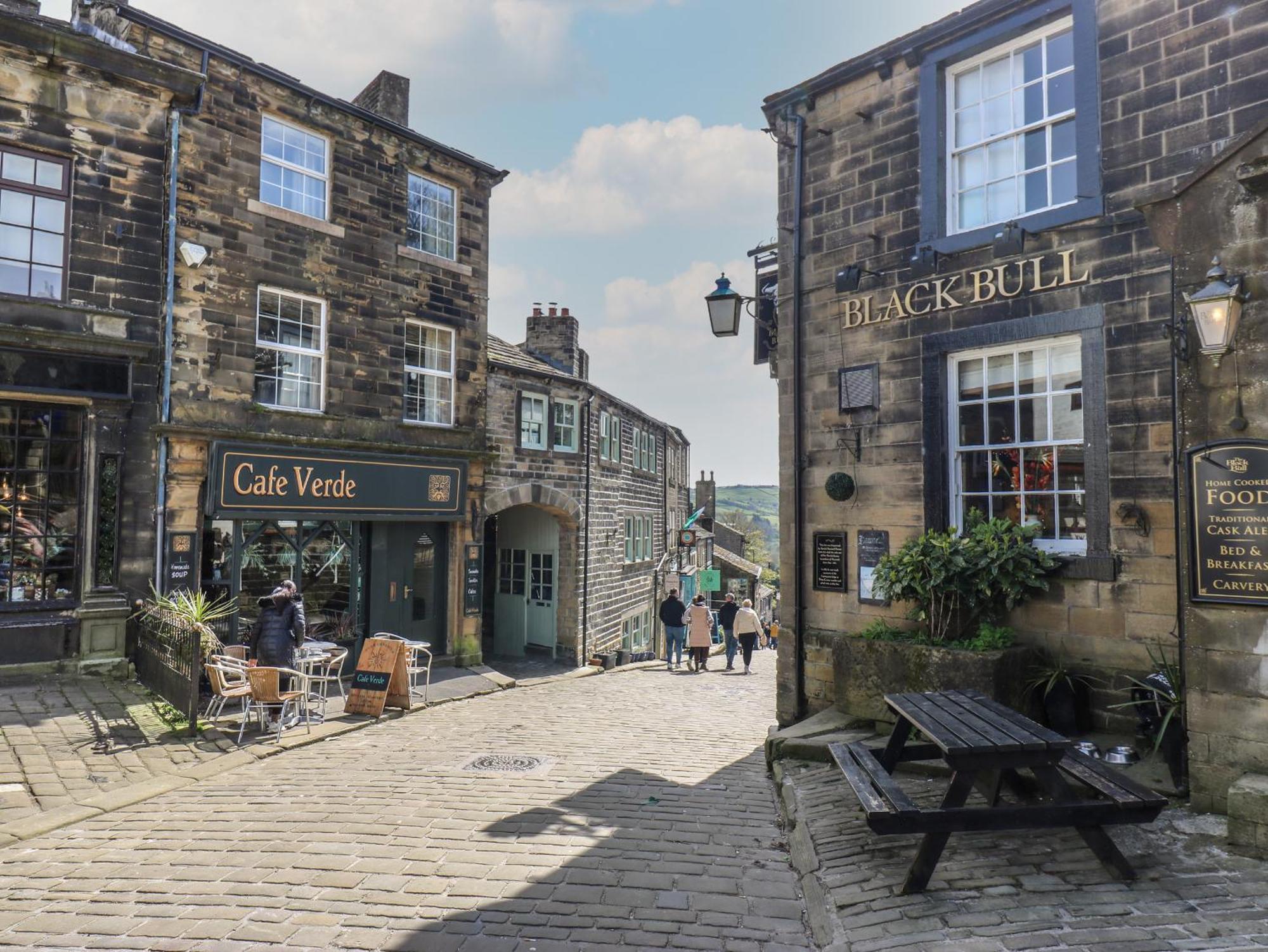 Main Street View Lägenhet Keighley Exteriör bild